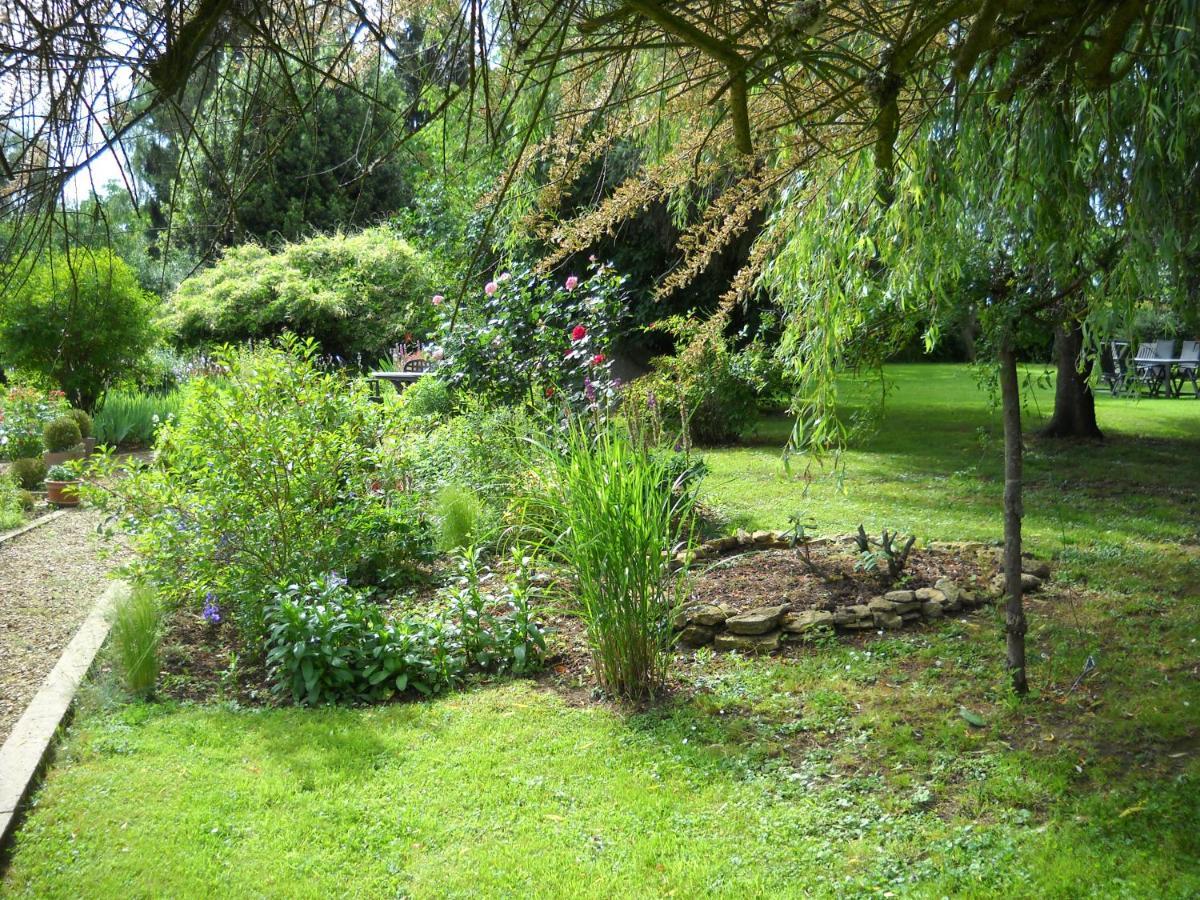 Bed and Breakfast Relais Des Vignottes Chevannes  Exterior foto